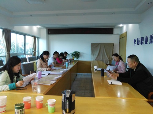 宜良县司法局评审一季度法律援助案件会