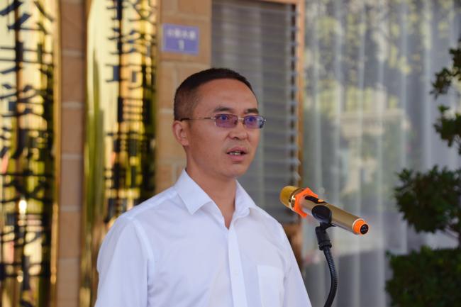 书记讲话